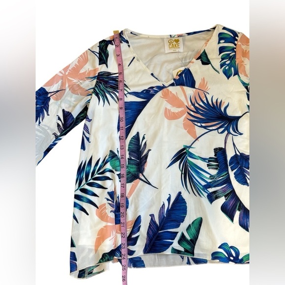 Peace Love Cake Tropical Leaf Print V-Neck Long Sleeve Blouse Small - Picture 2 of 7